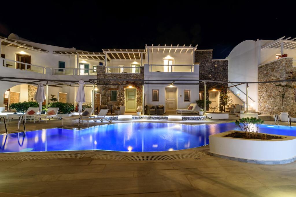 Полет от Варна La Mer Deluxe Hotel and Spa 5* - Екскурзия до о. Санторини 